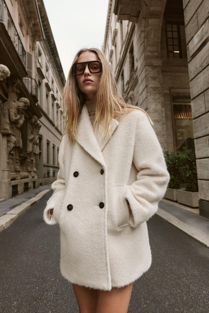 MID-LENGTH DOUBLE-BREASTED BOUCLÉ COAT